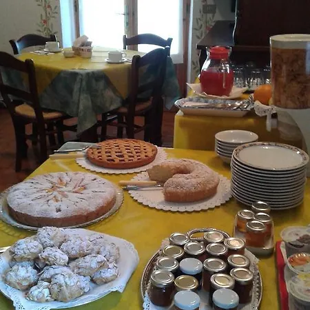La Piaggia Bed & Breakfast *